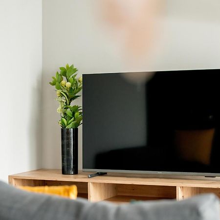 Esencja Apartments With Free Parking Garbary 104 By Noclegi Renters Poznan Luaran gambar