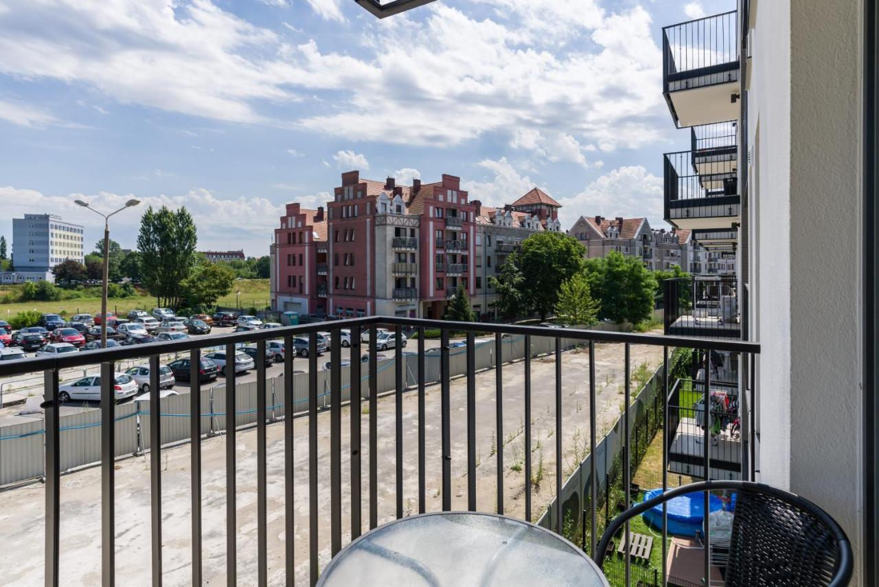 Esencja Apartments With Free Parking Garbary 104 By Noclegi Renters Poznan Luaran gambar
