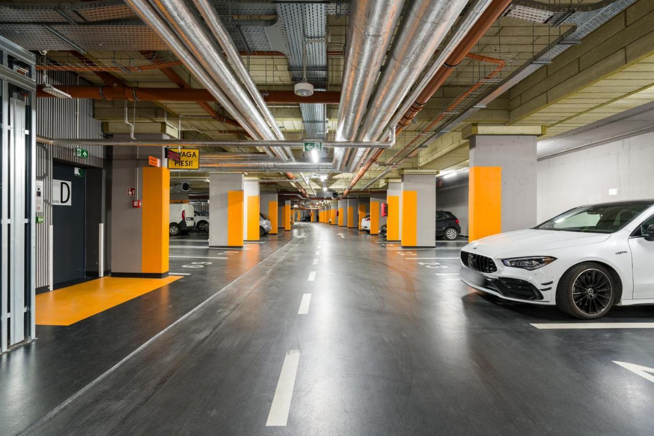 Esencja Apartments With Free Parking Garbary 104 By Noclegi Renters Poznan Luaran gambar