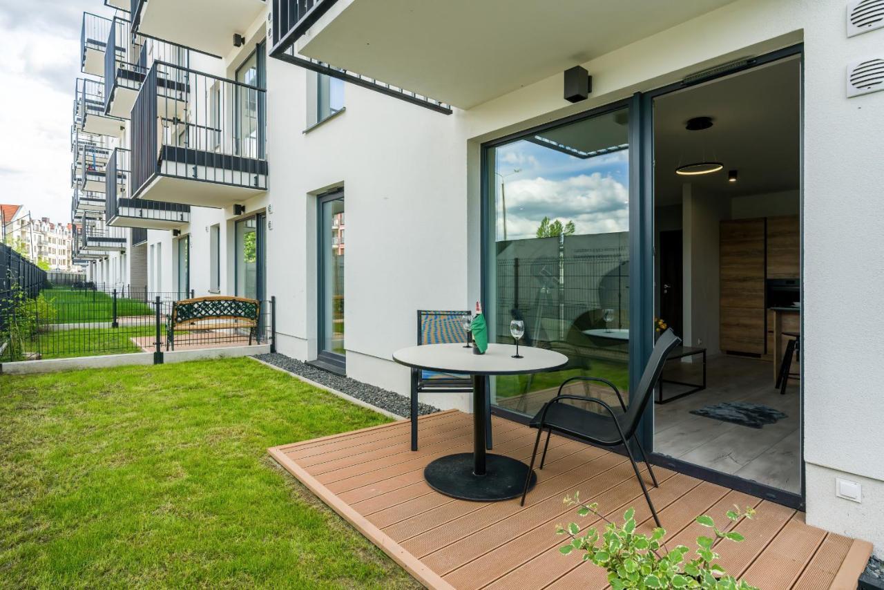 Esencja Apartments With Free Parking Garbary 104 By Noclegi Renters Poznan Luaran gambar
