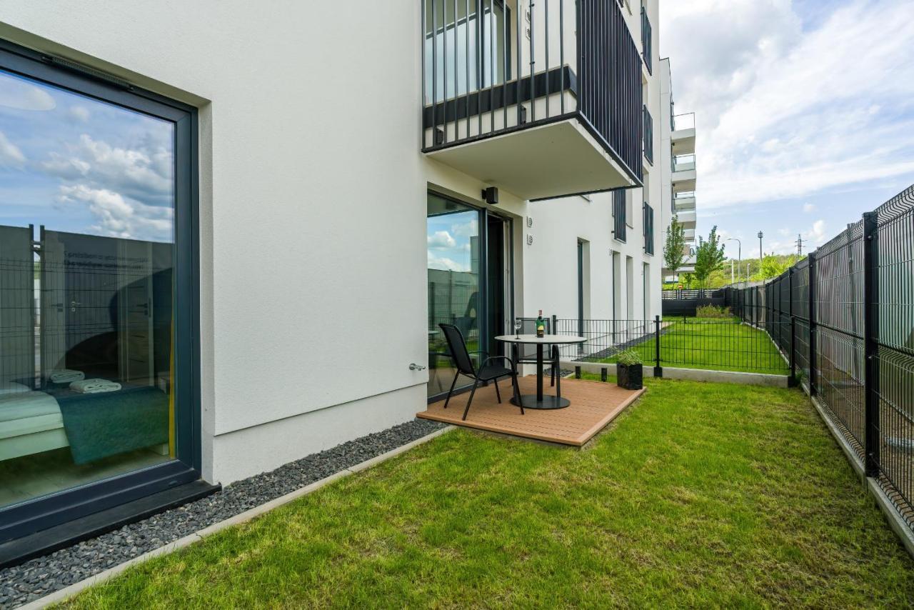 Esencja Apartments With Free Parking Garbary 104 By Noclegi Renters Poznan Luaran gambar
