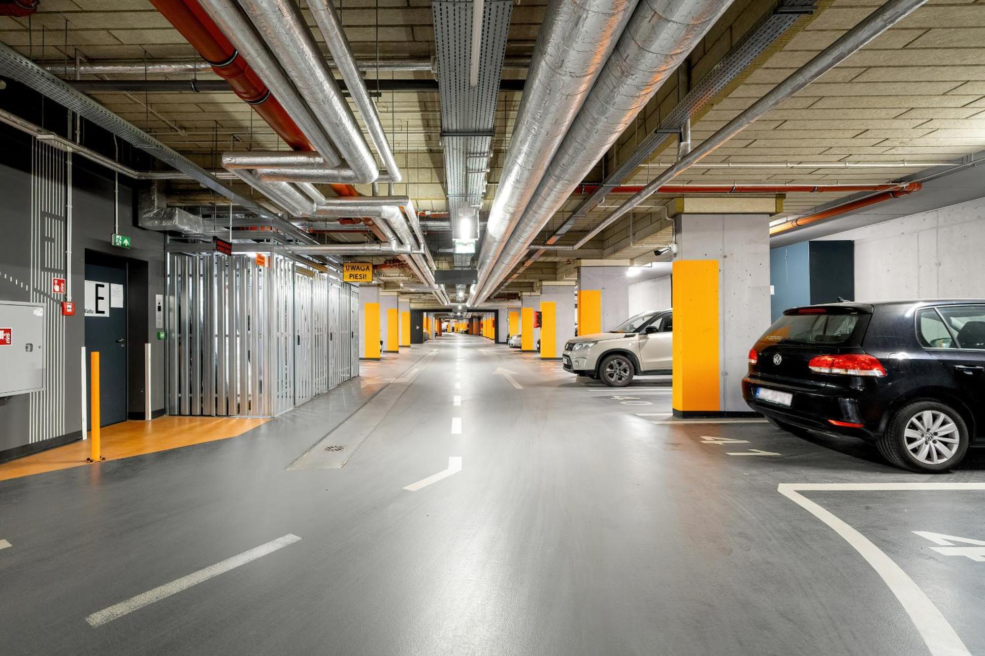 Esencja Apartments With Free Parking Garbary 104 By Noclegi Renters Poznan Luaran gambar