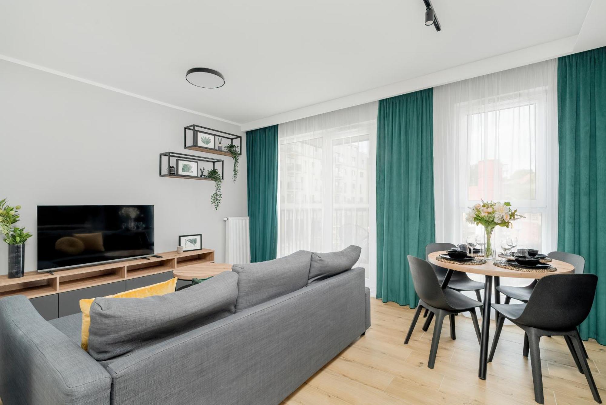Esencja Apartments With Free Parking Garbary 104 By Noclegi Renters Poznan Luaran gambar