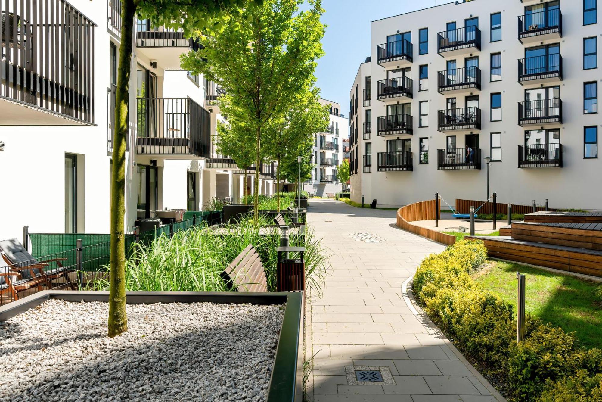 Esencja Apartments With Free Parking Garbary 104 By Noclegi Renters Poznan Luaran gambar